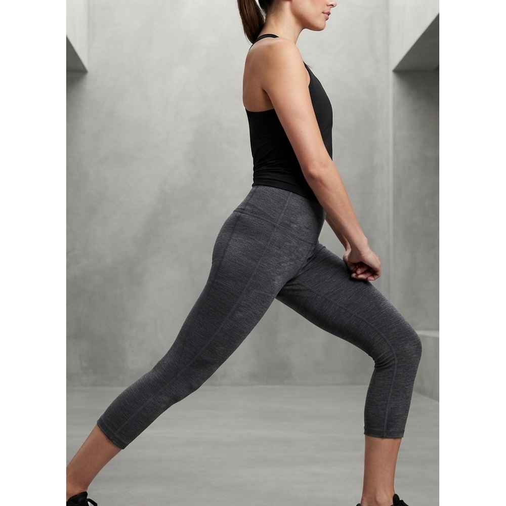 Lucy Powermax Heathered Grey High Rise Cropped Yoga Leggings S/P